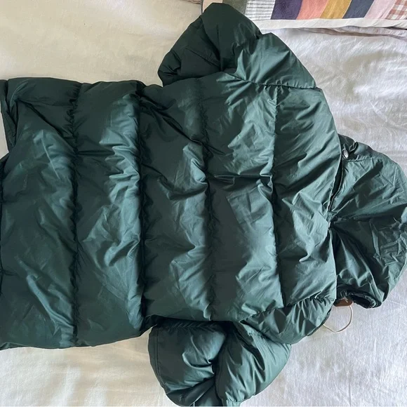 The North Face Women’s Dark Green Sierra Puffer Jacket - medium - Picture 7 of 10